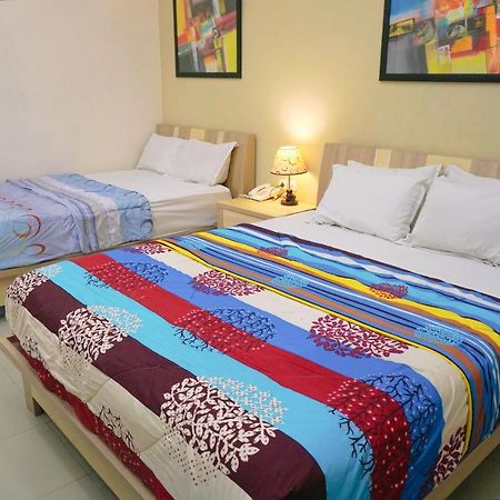 Musdalifah Hotel Sumenep Екстериор снимка