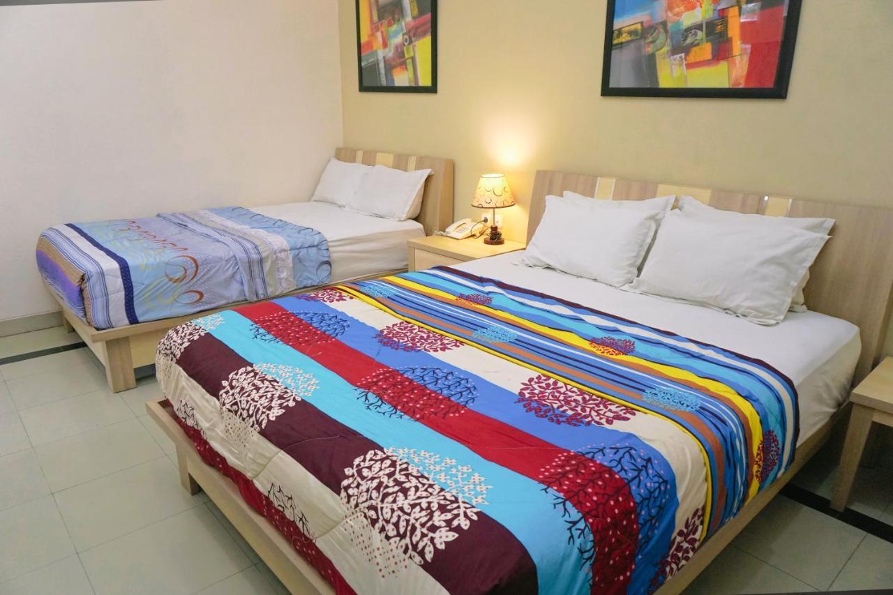 Musdalifah Hotel Sumenep Екстериор снимка